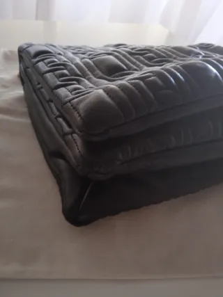 Bolso Zara Negro Acolchado Cadena Dorada