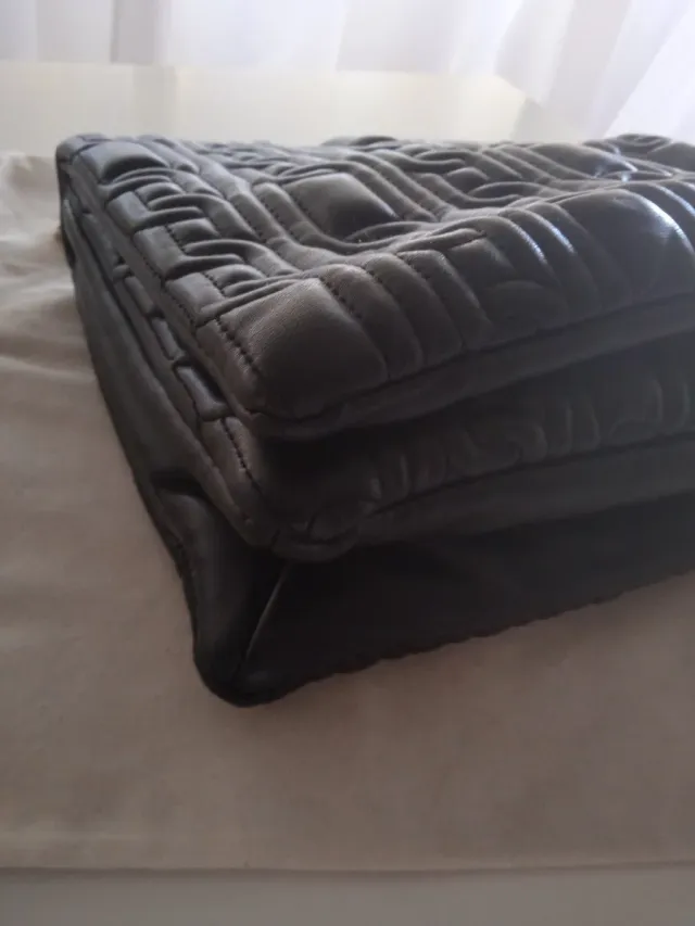 Bolso Zara Negro Acolchado Cadena Dorada