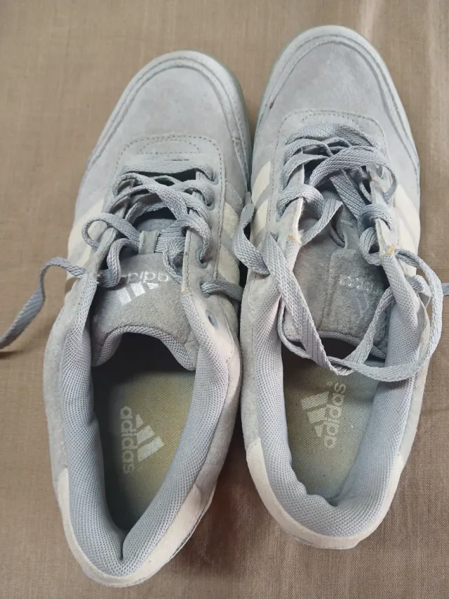 Zapatillas Adidas azul claro