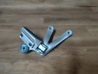 Estribera Suzuki GSX650F 2009 Derecha