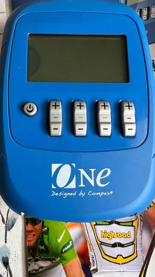 Compex One electroestimulador NO ENCIENDE. 