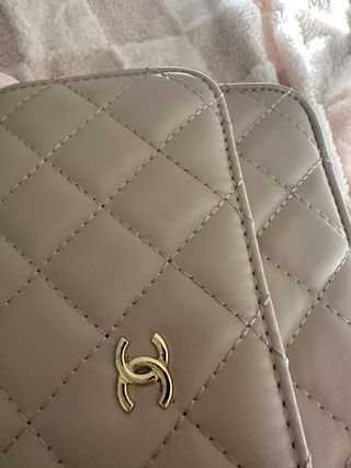 Bolso Beige Cadena Dorada