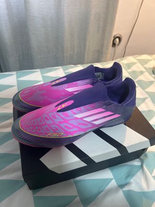 Adidas F50 rosas y moradas