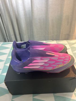 Adidas F50 rosas y moradas