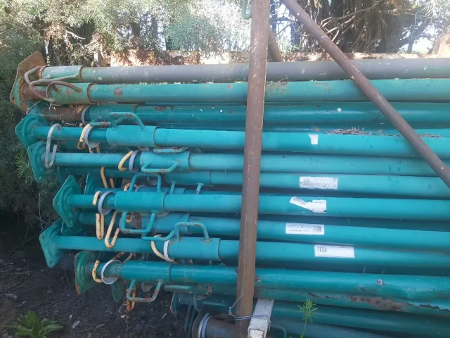 Puntales extensibles 2m a 4m