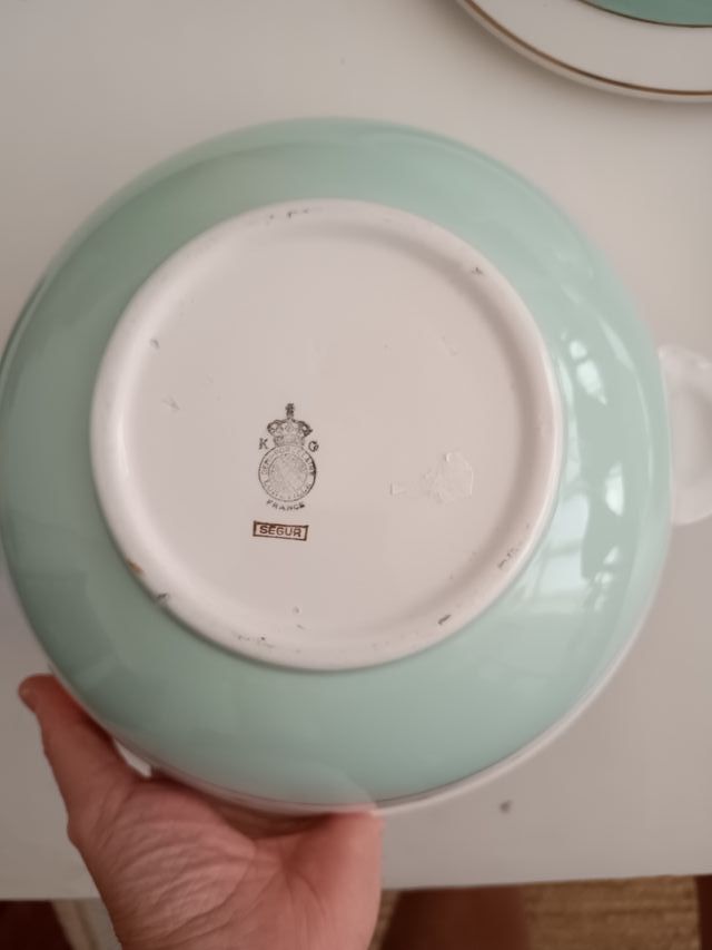 Sopera y bandeja porcelana