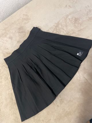 Falda negra Bershka Talla M