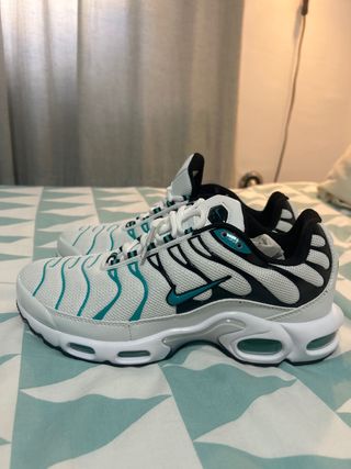 Nike TN Air Max Plus Blancas y Turquesa