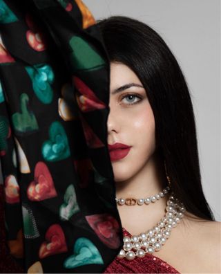 Maquilladora y Peluquera