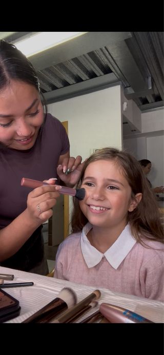 Maquilladora y Peluquera