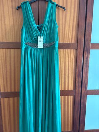 Vestido fiesta con etiqueta