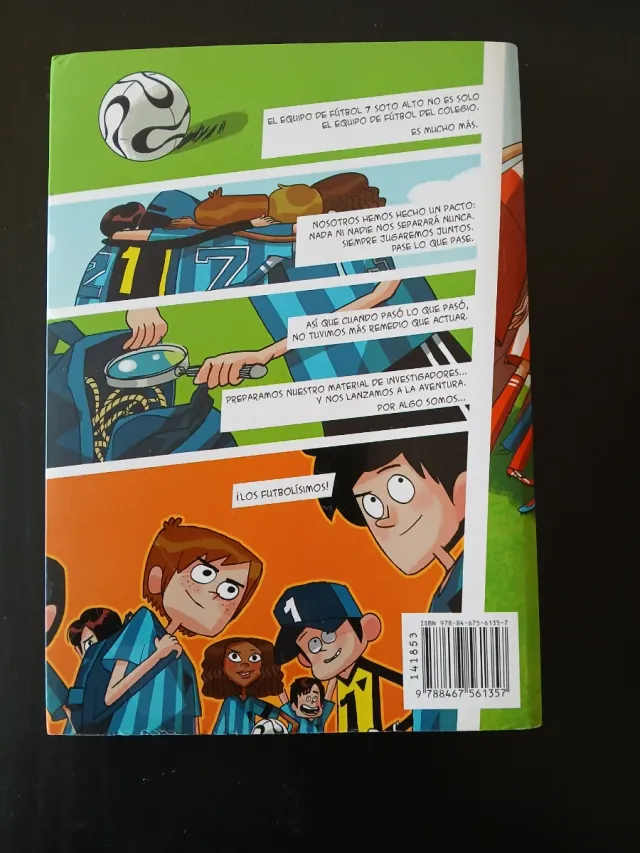 Los Futbolísimos 1: El misterio de los árbitros...