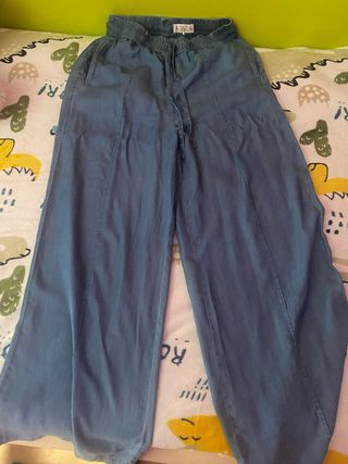 Pantalones anchos finitos azules