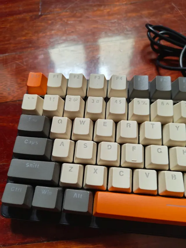 Teclado Mecánico K3 98 Teclas Switch Rojo