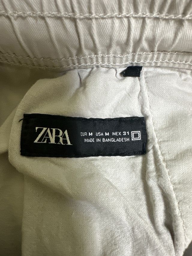 Pantalones cargo Zara blancos