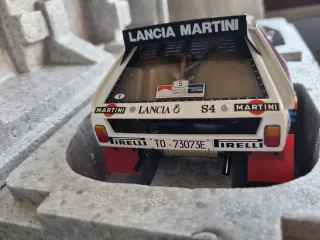 AUTOart Lancia Delta S4 Rally 1:18