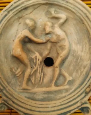 Réproducción Lucerna Romana Museo Croacia