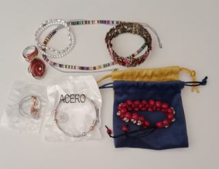 Lote Bisutería Pulseras y Anillos
