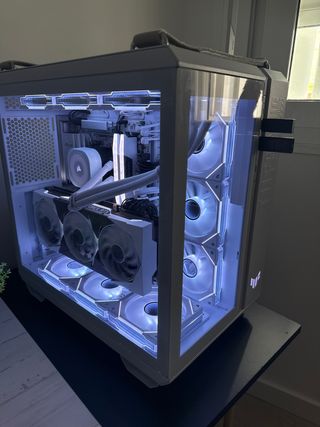 Caja PC Asus TUF GT502 Blanca