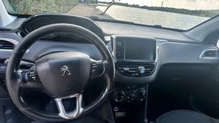 Peugeot 208 2017