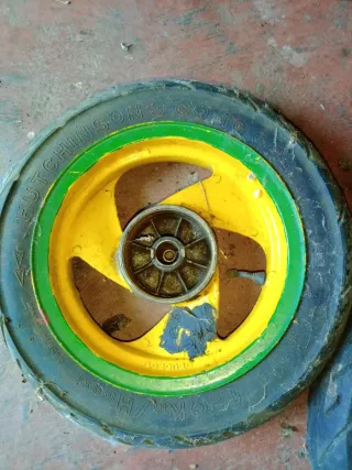 Rueda 3.00-10 GP1 Hutchinson