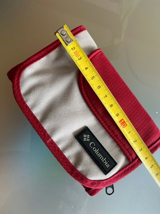 Cartera monedero Columbia beige y roja