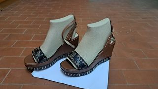 Sandali Guess Nuovi Tg 39 Beige/Marrone