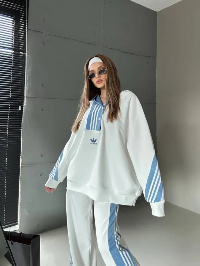 Conjunto  Mujer Blanco y Azul