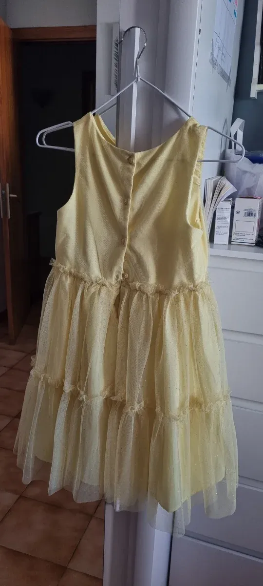 Vestido amarillo niña tul