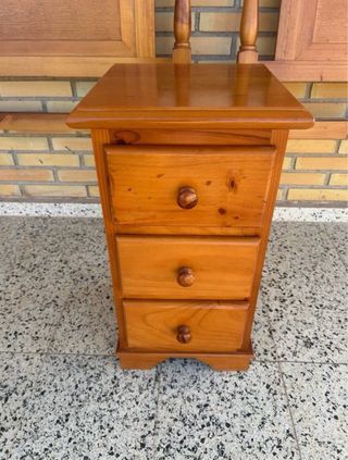 2 cabeceros madera 90cm + mesita 3 cajones
