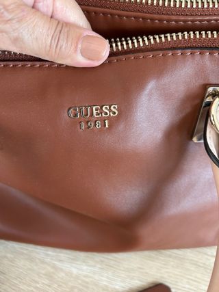 Bolso Guess auténtico marrón y beige