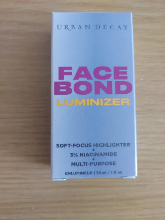 Urban Decay Face Bond Luminizer, precioso