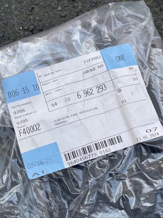 Rejilla ventilación trasera BMW NUEVA ORIGINAL