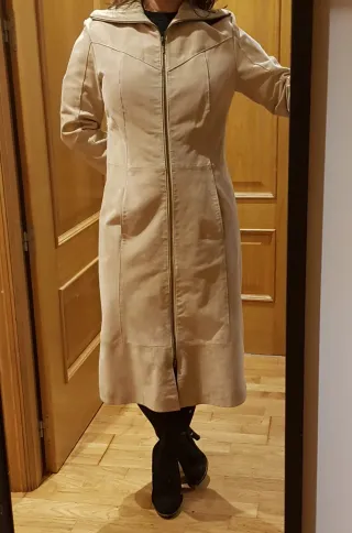 Abrigo piel. Stradivarius. T.S