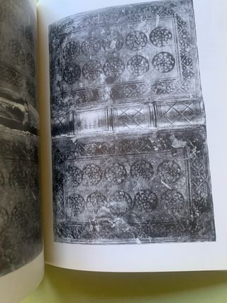 RESTAURACIÓN DE LIBROS. Stéphane Ibert 1987