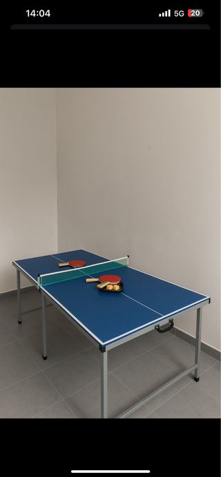 Mesa de ping pong portátil plegable