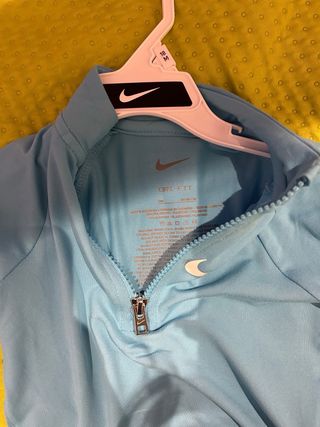 Completo Nike 18 mesi