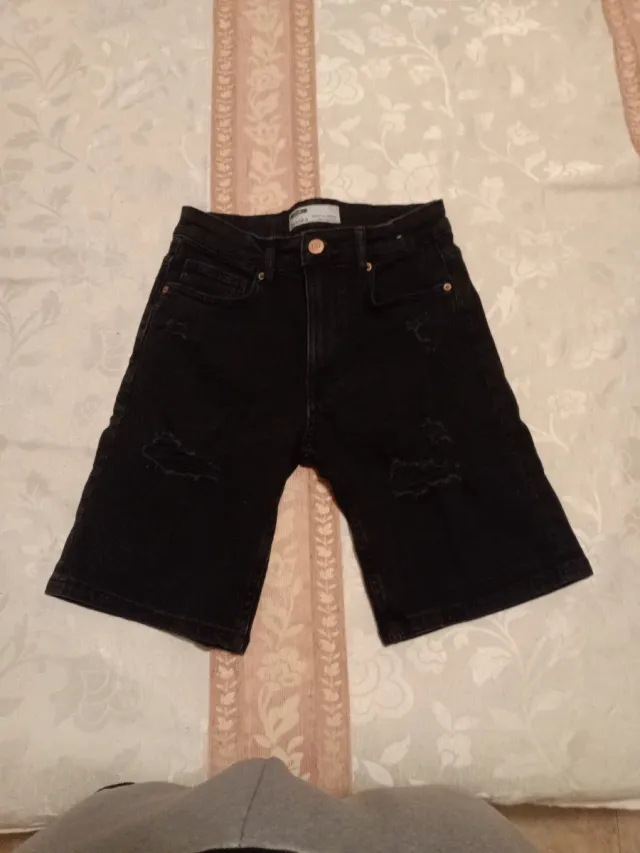 Pantalón corto negro