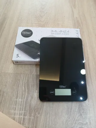 Báscula Digital Eurostil 5kg