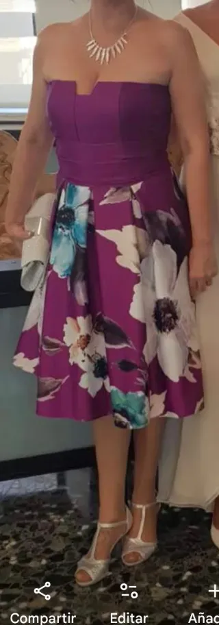 Vestido de fiesta morado floral