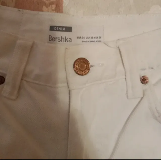 Pantalón corto blanco