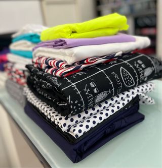 Lote de telas variadas el lote pesa 20 kilos