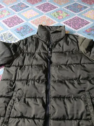 Cazadora verde militar Primark Talla XL