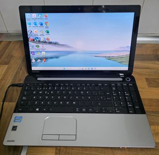 Ordenador portátil HP INTEL ICORE 5 12RAM 