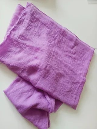 Pañuelo fino lila