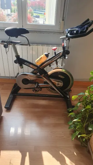 Bicicleta Estática BH SB2.1