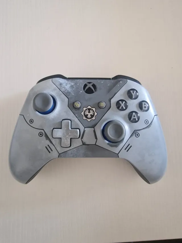 Mandor control Xbox Gears 5 edicion especial