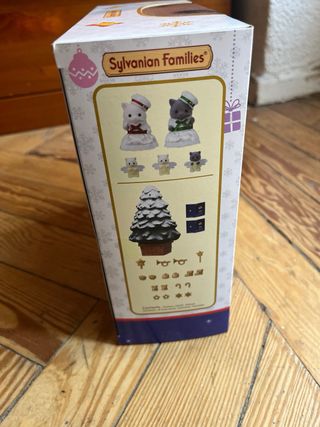 Sylvanian Families Winter Carolers