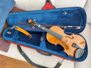 Violín Stentor Student II 4/4 con accesorios