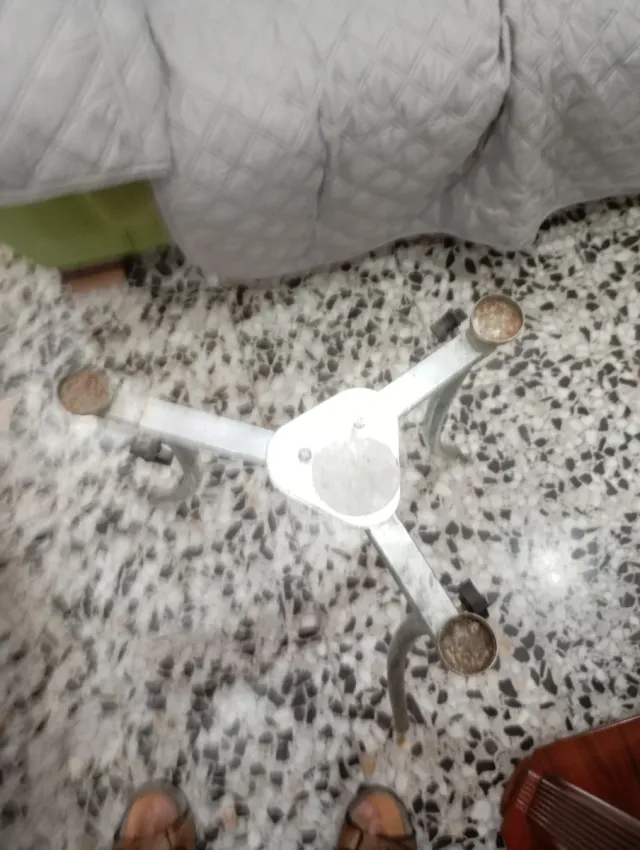 Trípode Plegable para Paellas precio no negociable